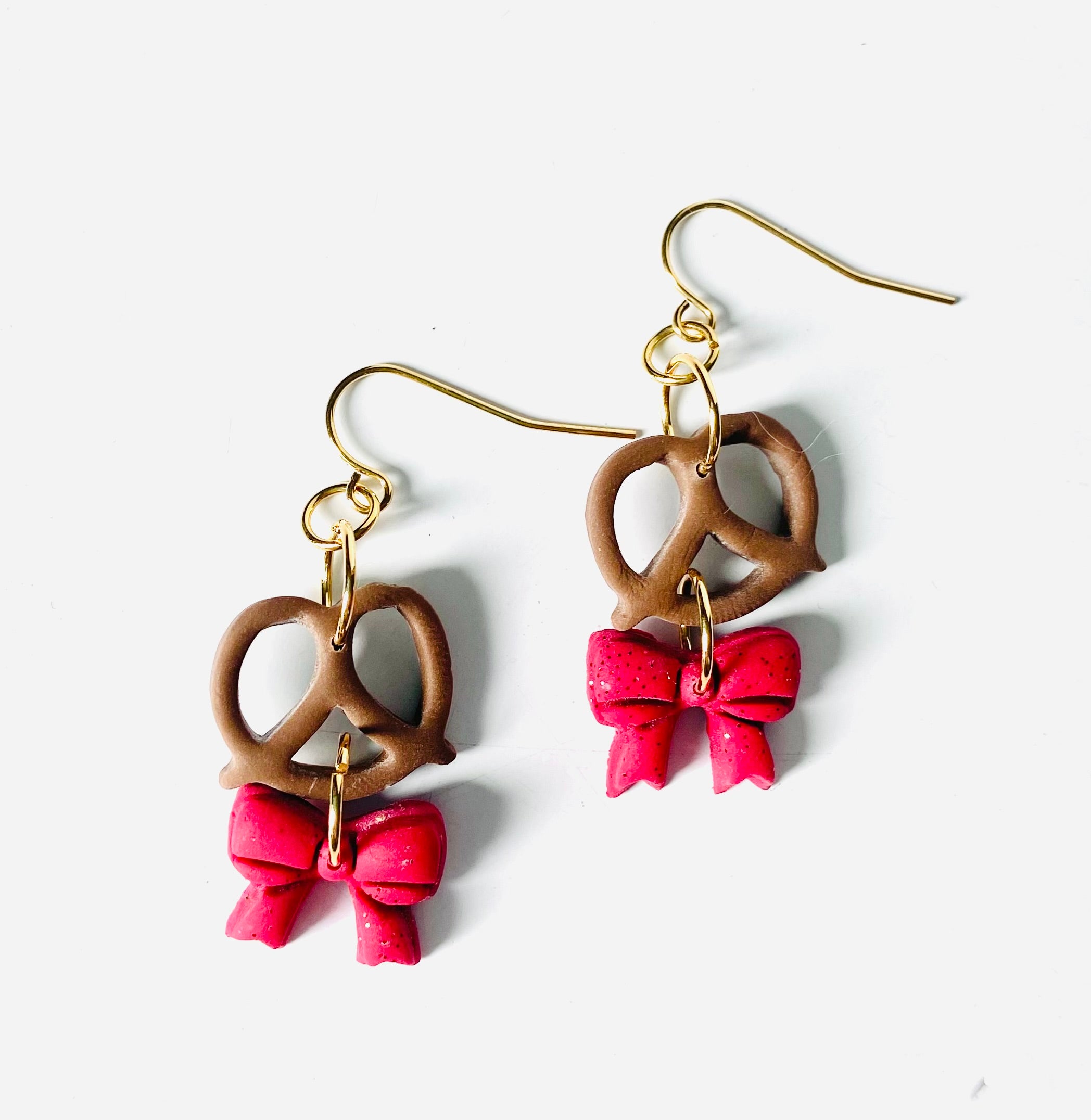 Sunblind - Pretzel Ribbon Earring