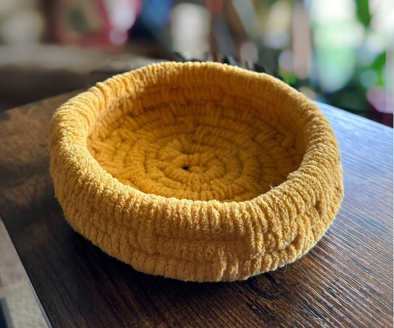Autumn Fox - 7" Shallow Yellow Hand-Made Basket