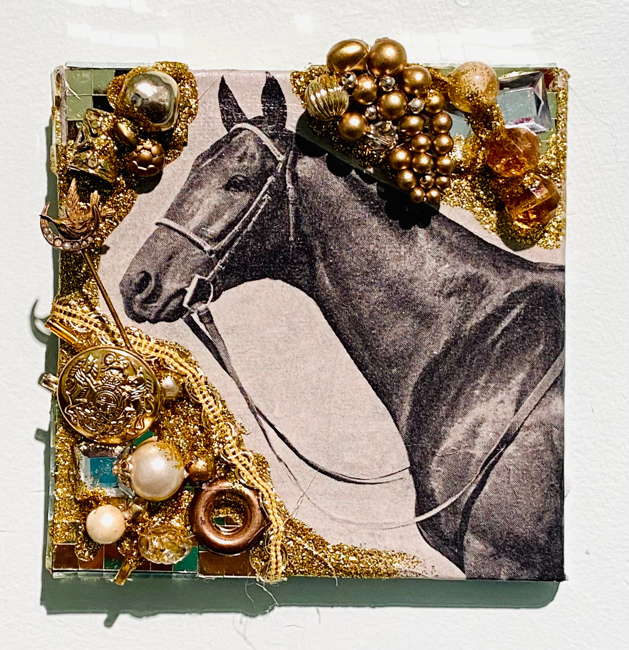 Tiny Art Lady - Gold Winner
