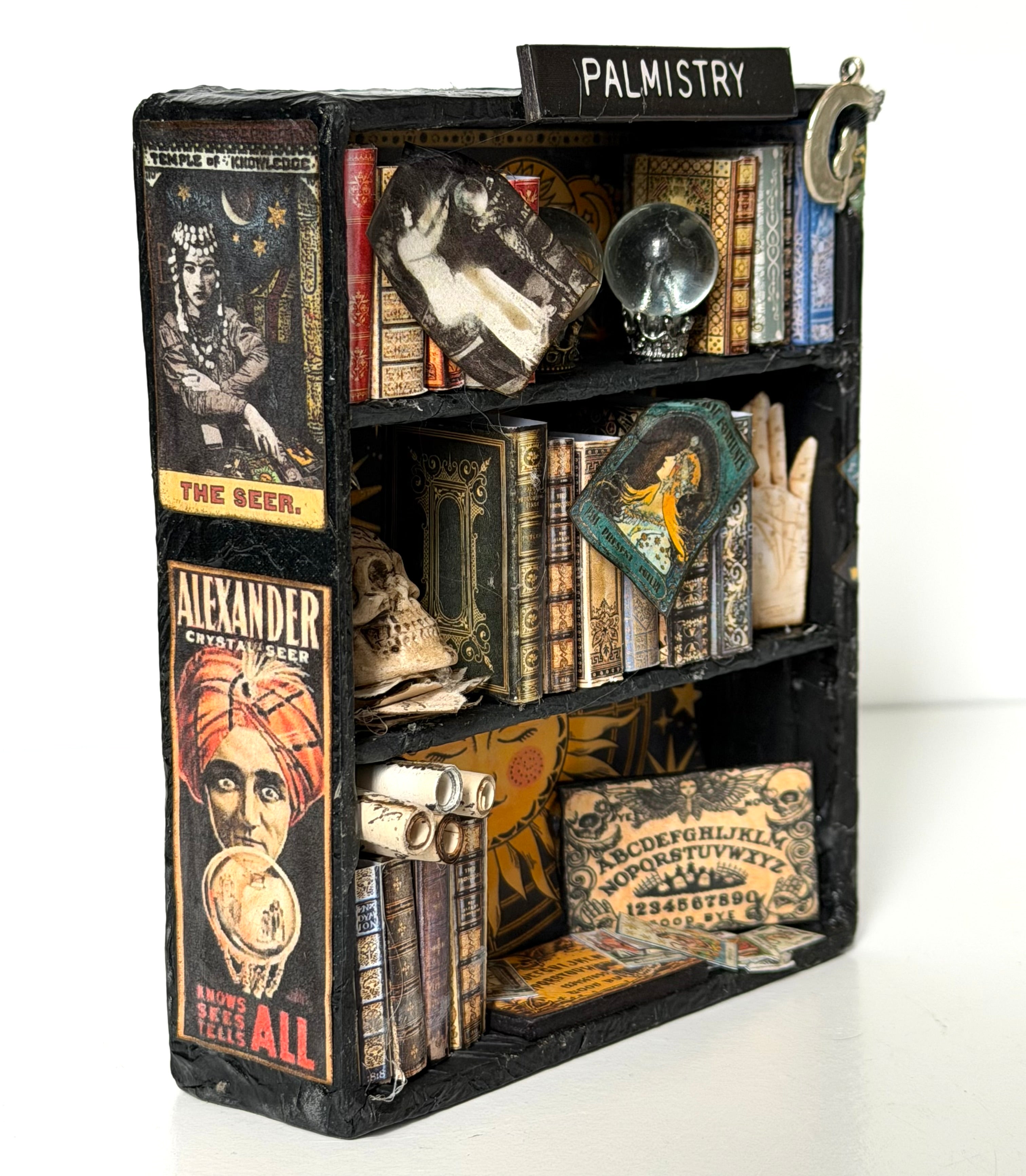 Kimberly Kelting - Palmistry Oddibrary