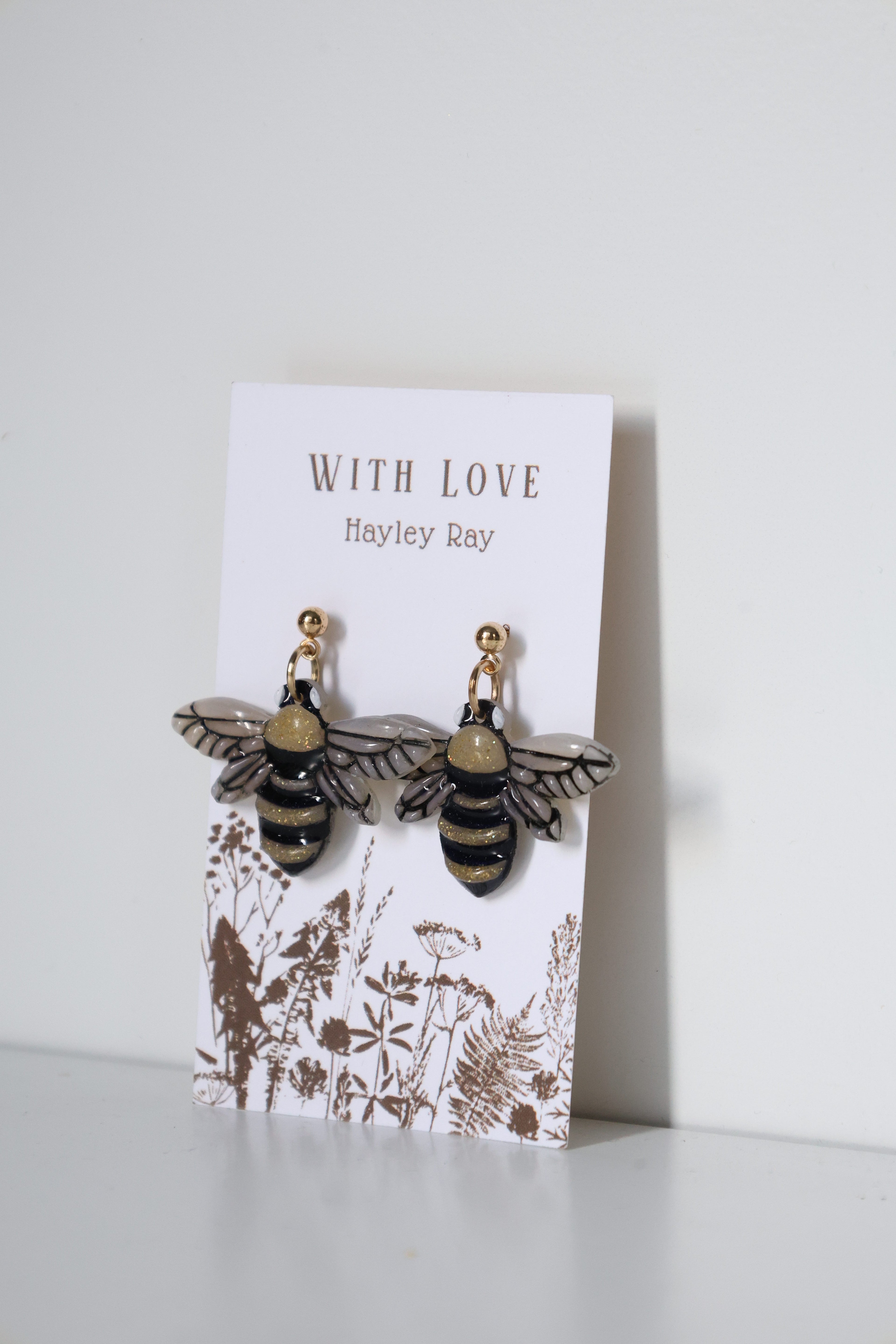 Hunnyhayart - Bee Earrings