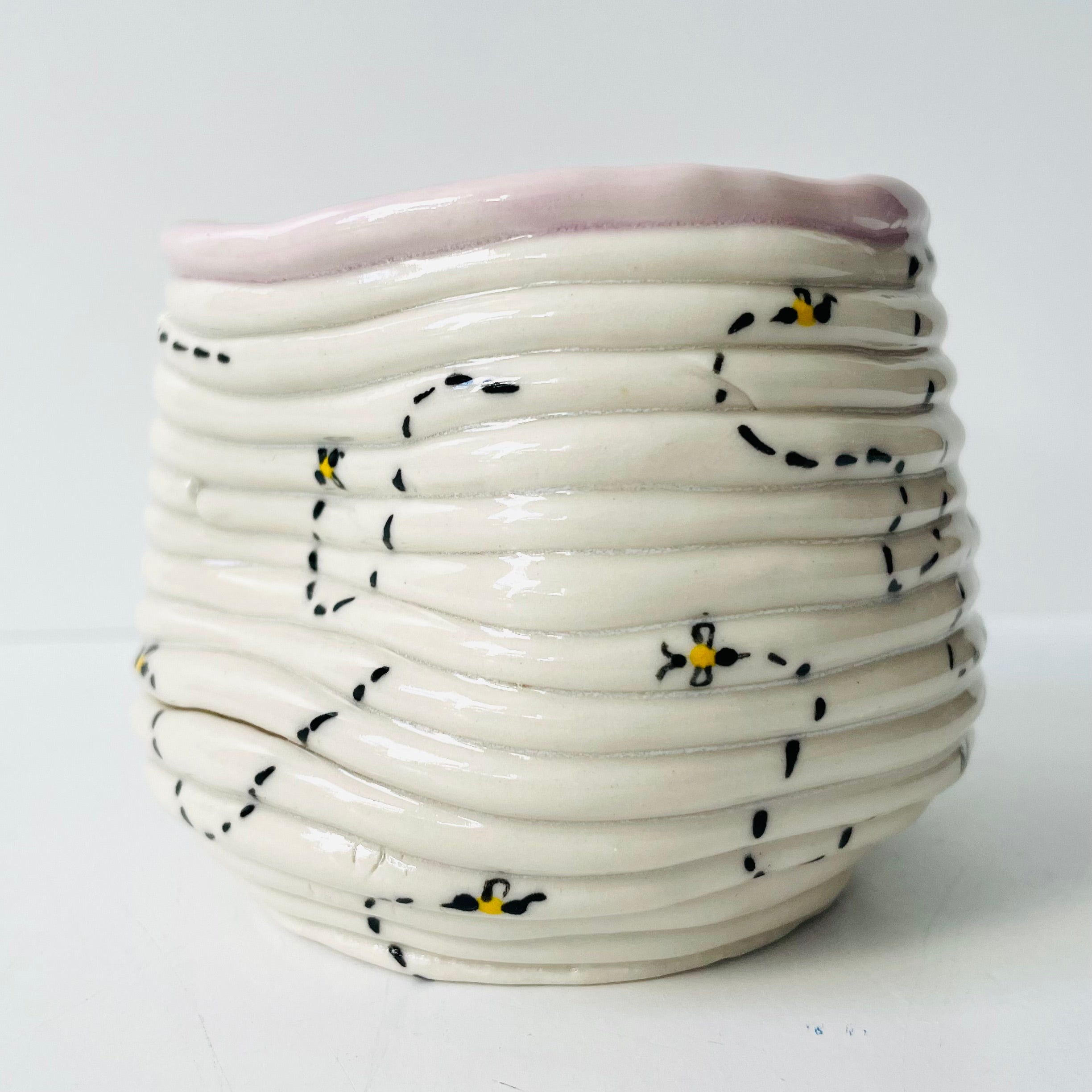 Ashley Stewart - Bumblebee Ceramic Sipper