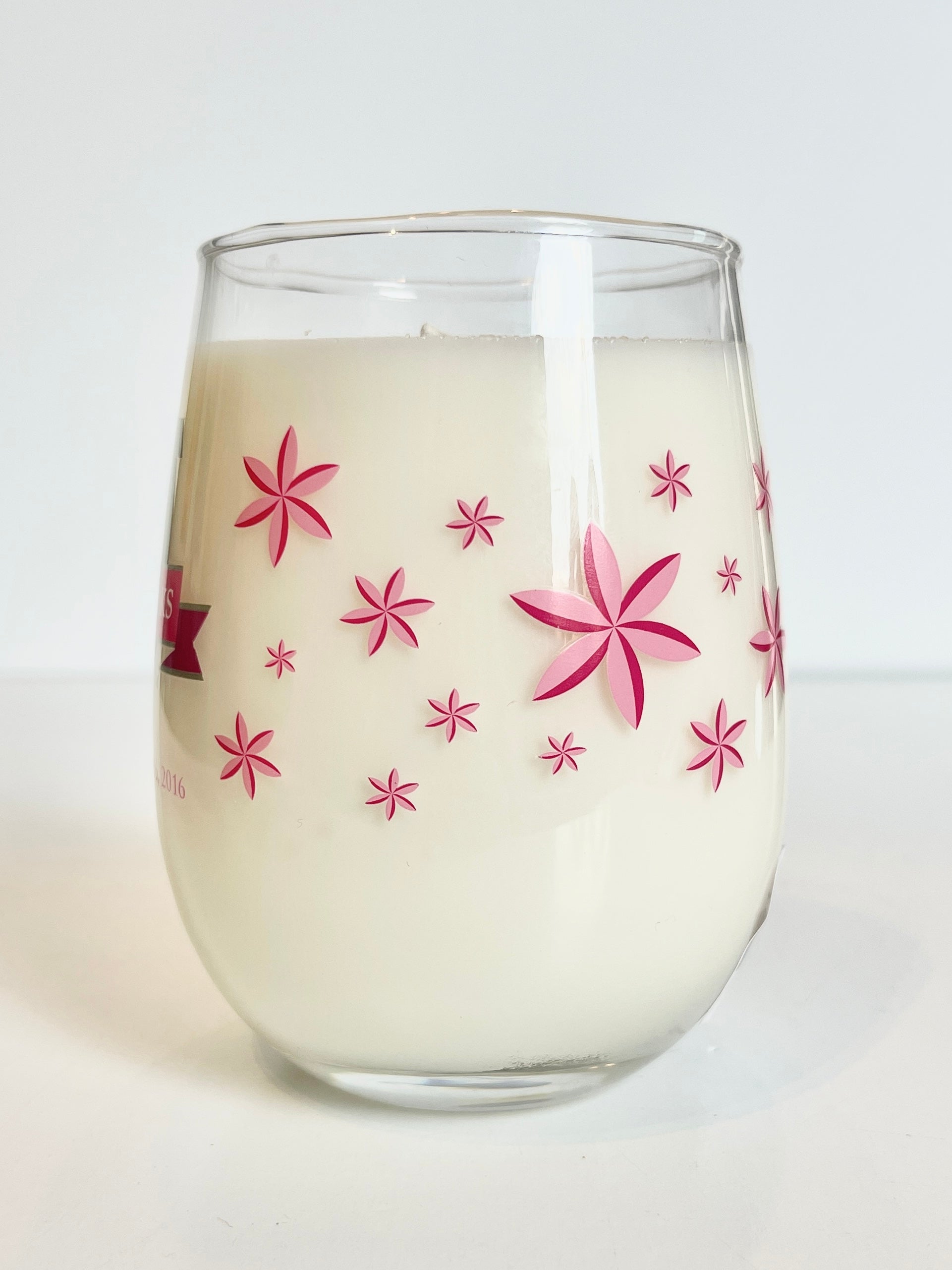 Nerd Babes Co - Oaks Wine Glass Candles