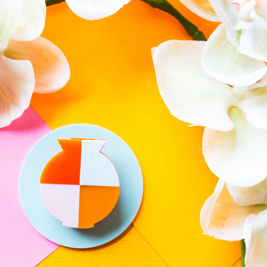 KHROMO+PHILIA - Vase Brooch