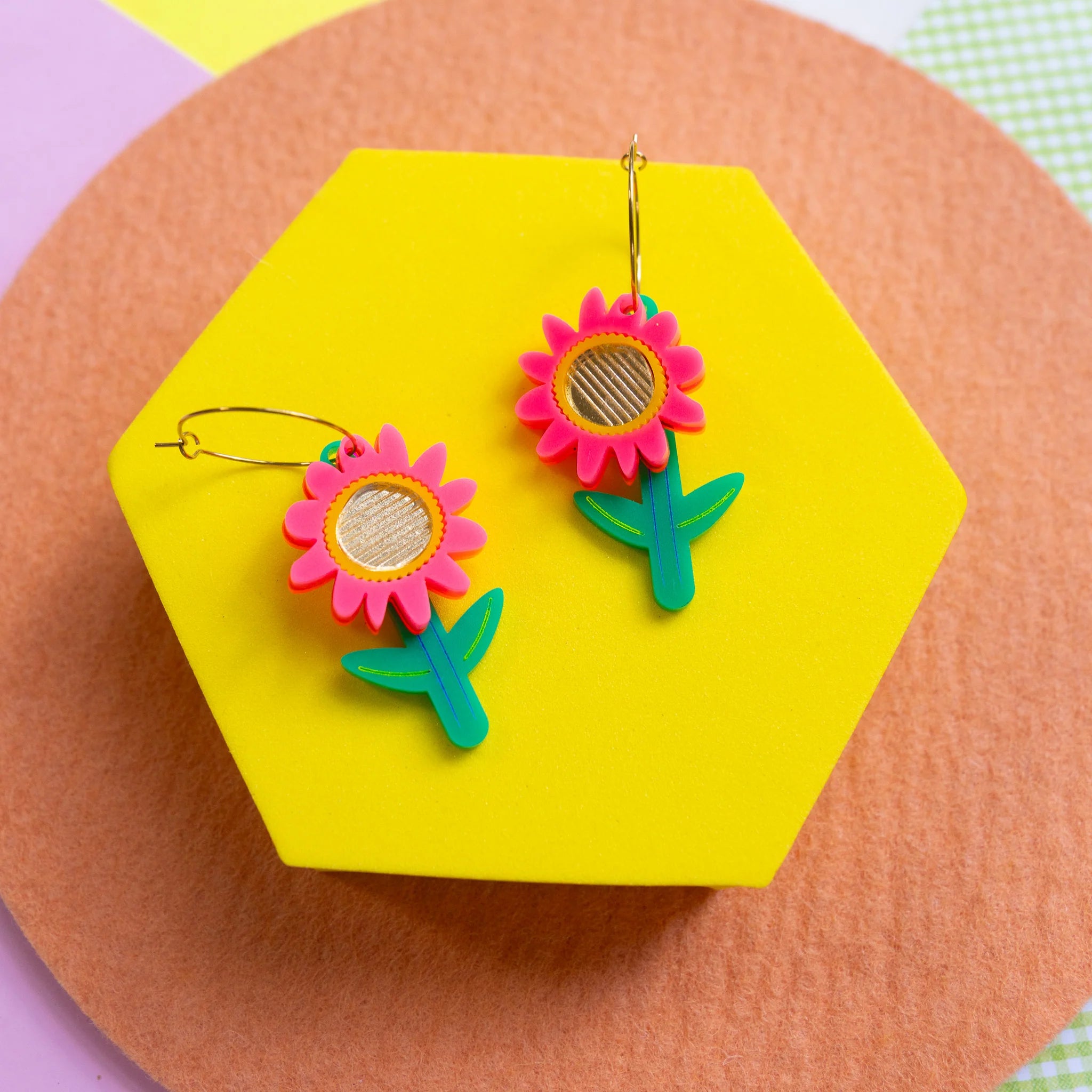 KHROMO+PHILIA - Pink Daisy Earrings