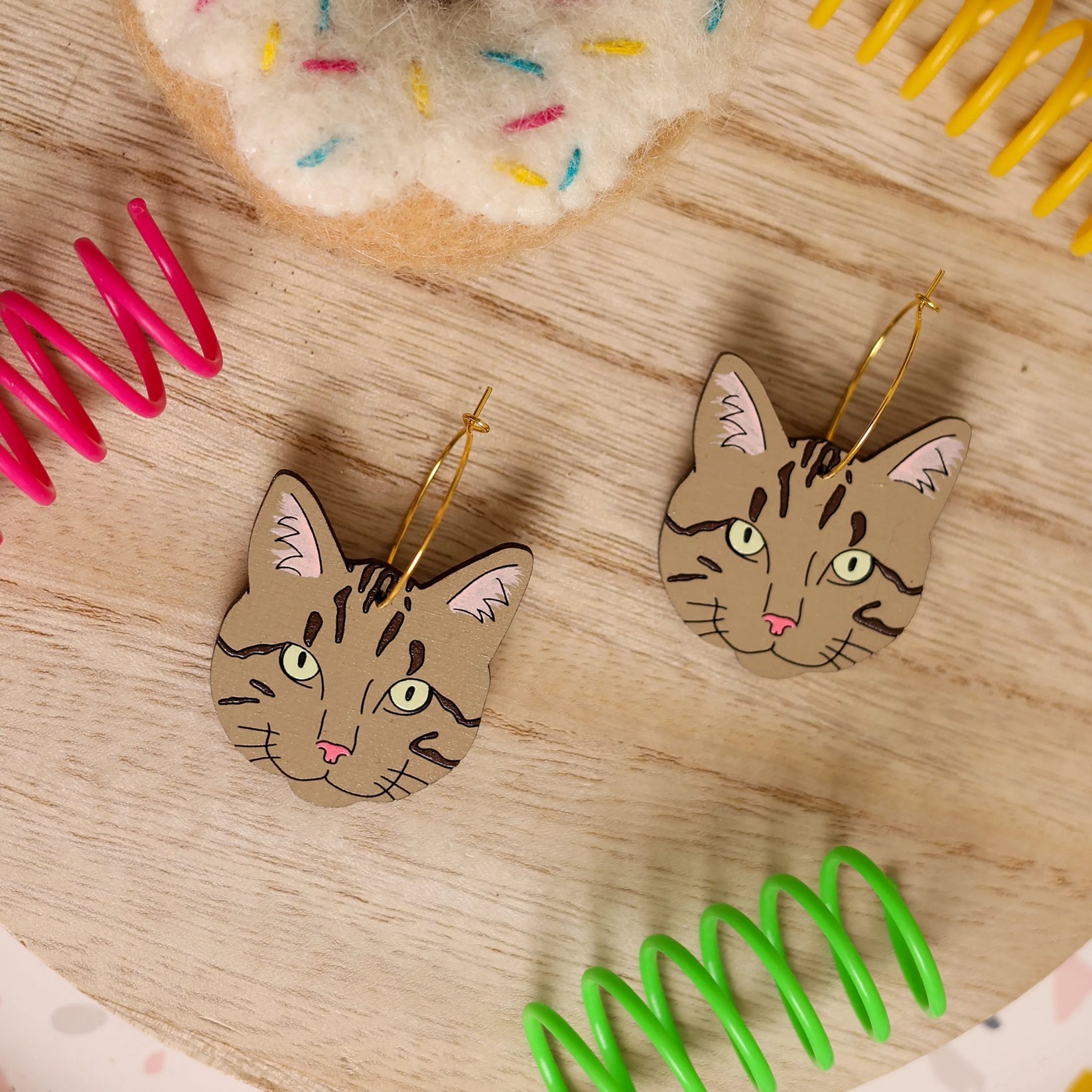 Le Chic Miami - Cat Hoop Earrings