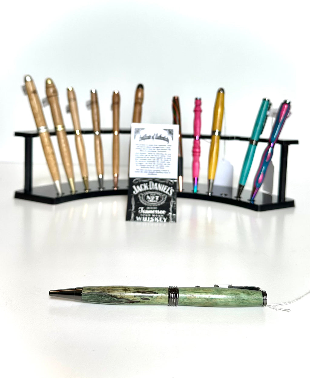 Jessica Hartnett - Colorful pens