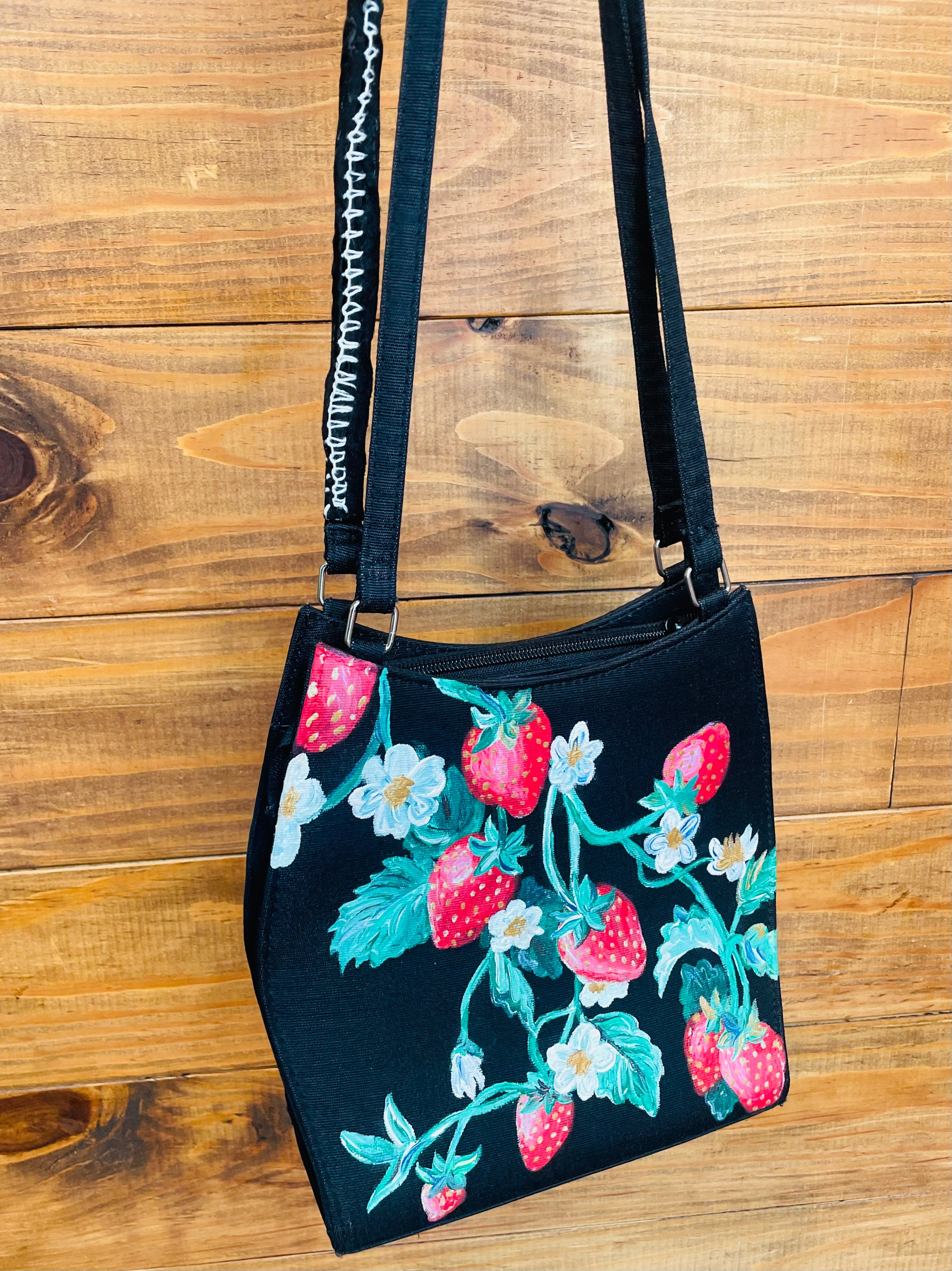 Janet Dake - Strawberry Purse