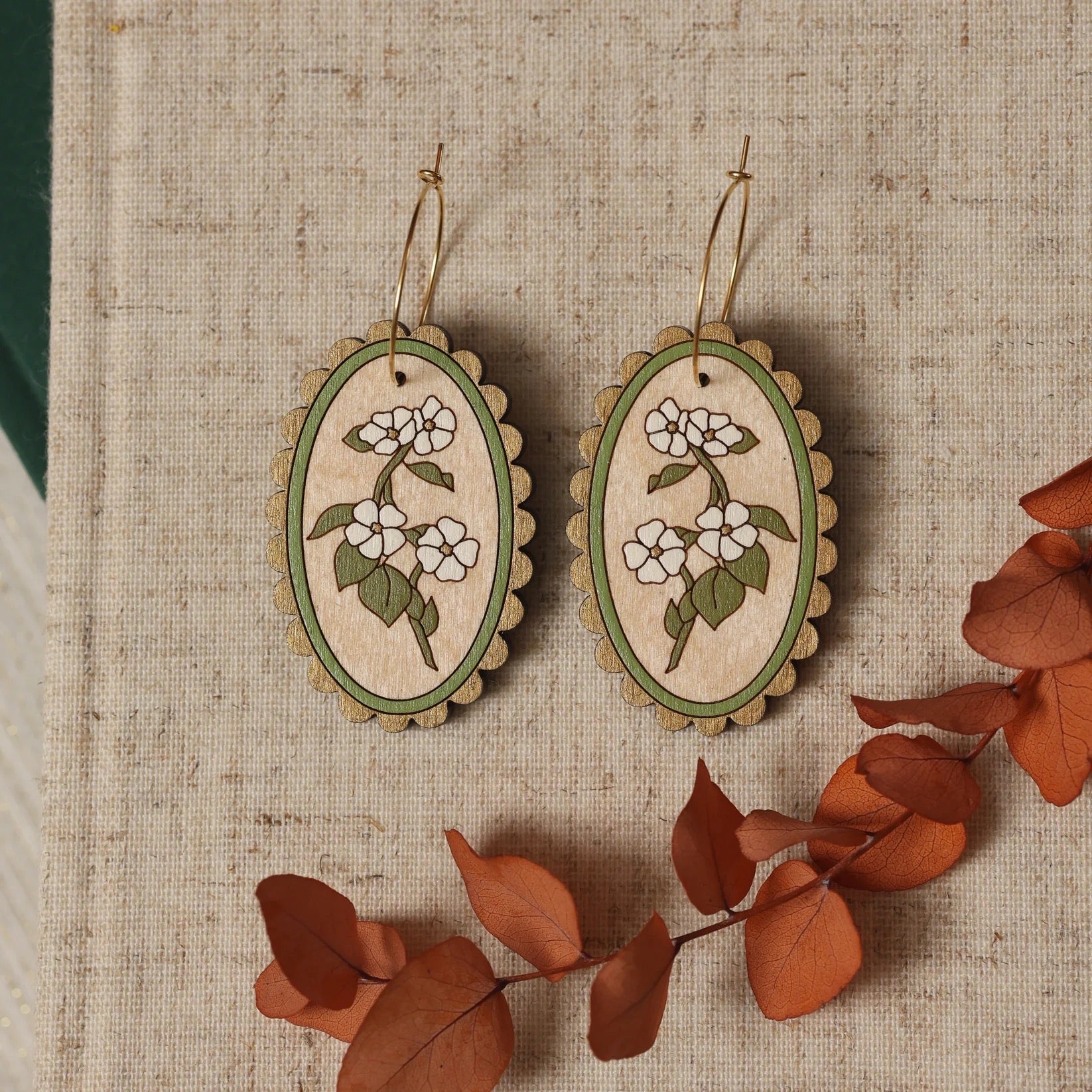 Le Chic Miami - Evelyn Flora Pendant Earrings