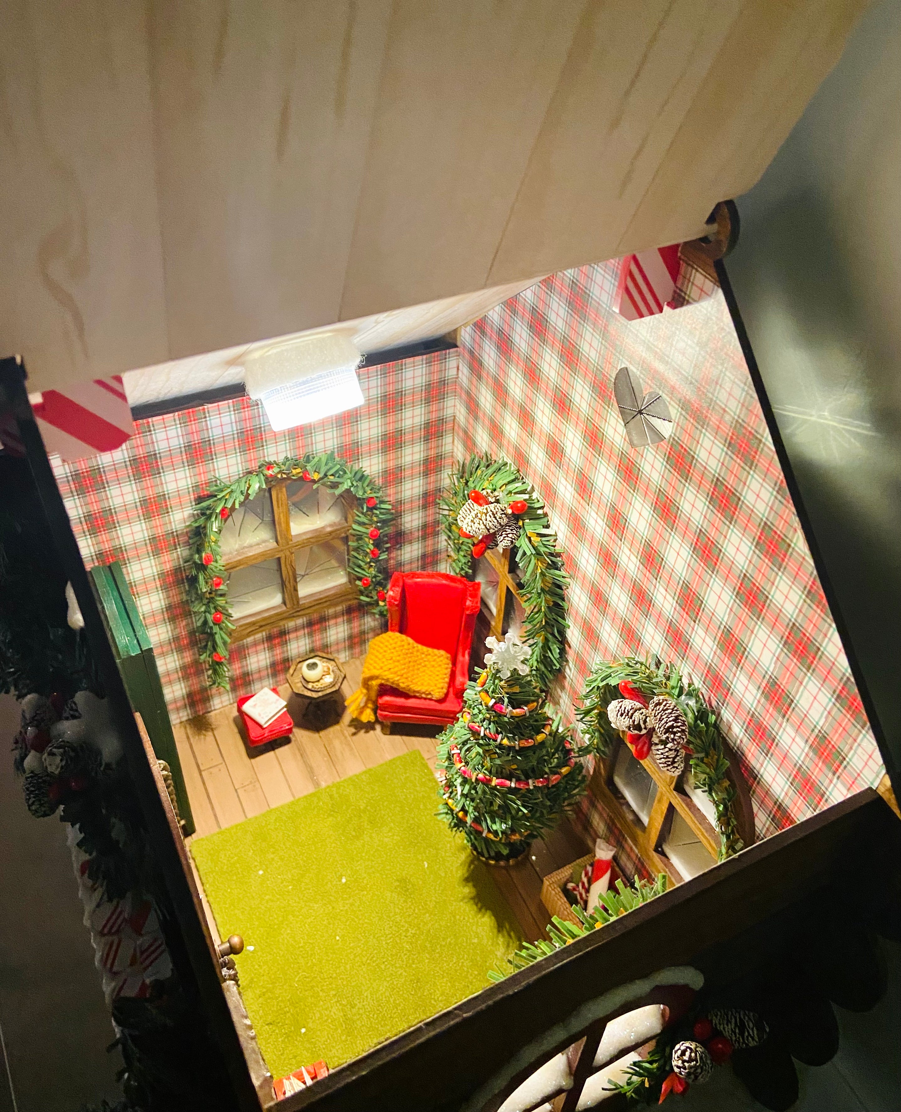 Gretchen Leachman  - Kringle Cottage