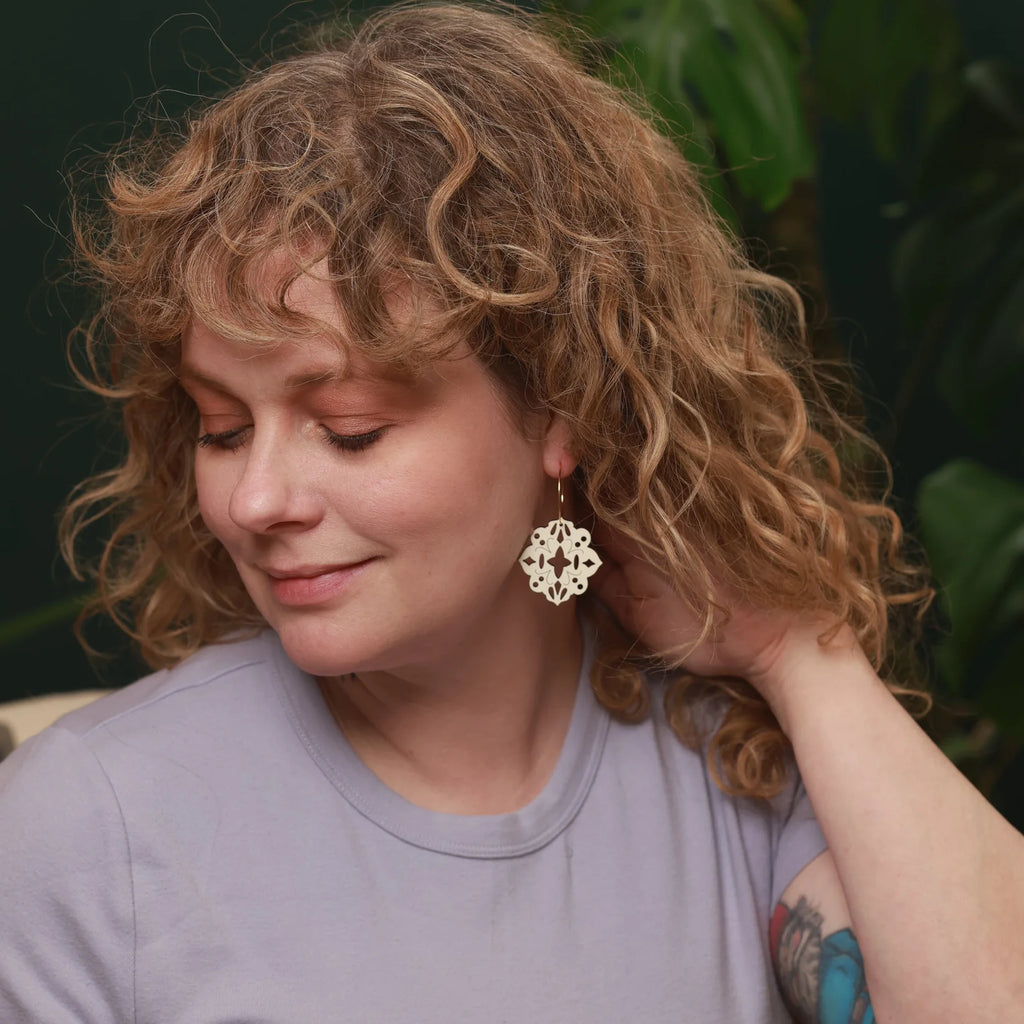 Le Chic Miami - Betsy Lace Hoop Earrings