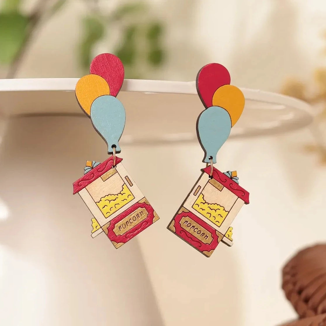 Le Chic Miami - Popcorn Machine Stud Earrings