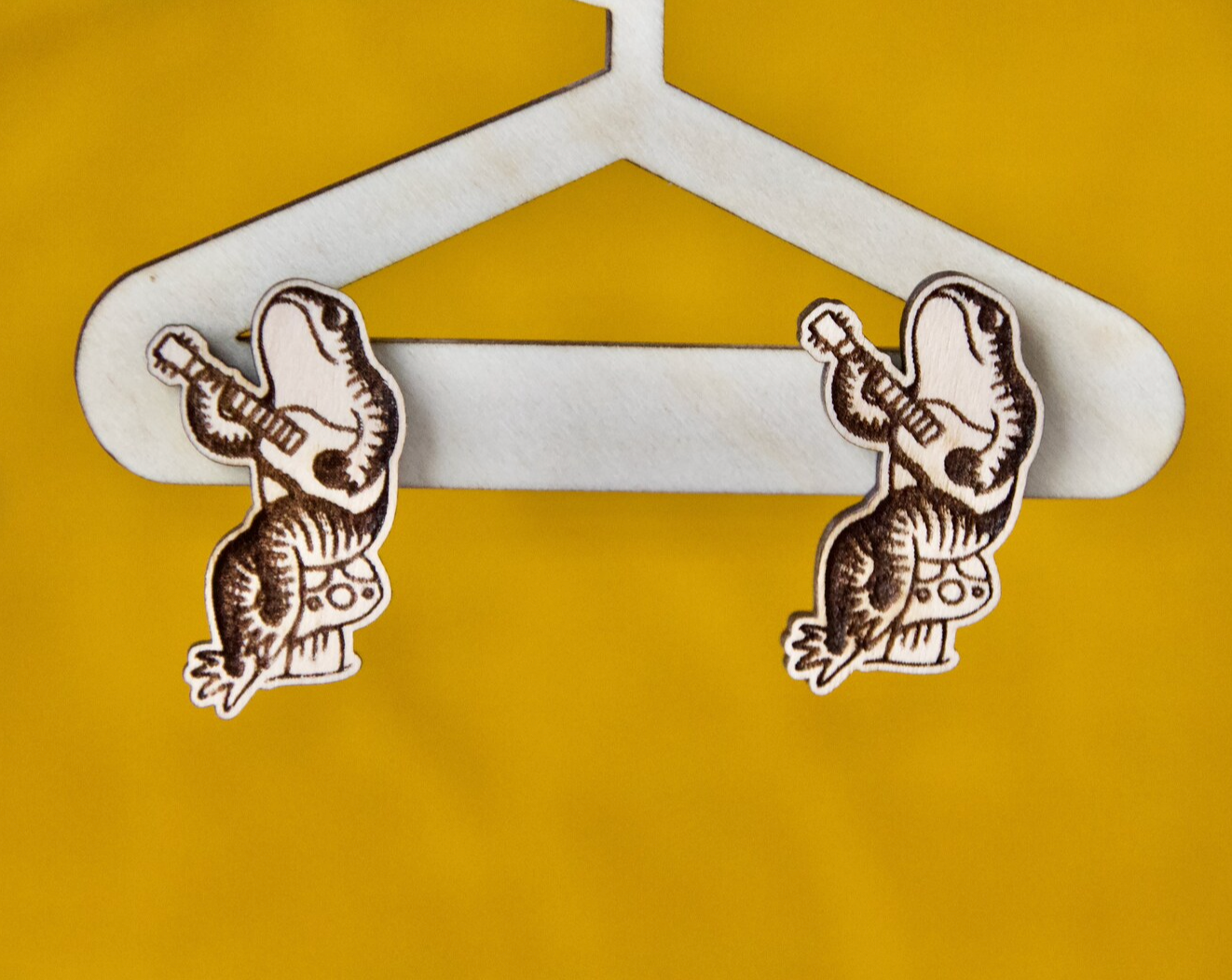 Slate & Stone Co. - Bluegrass Frog Post Earrings