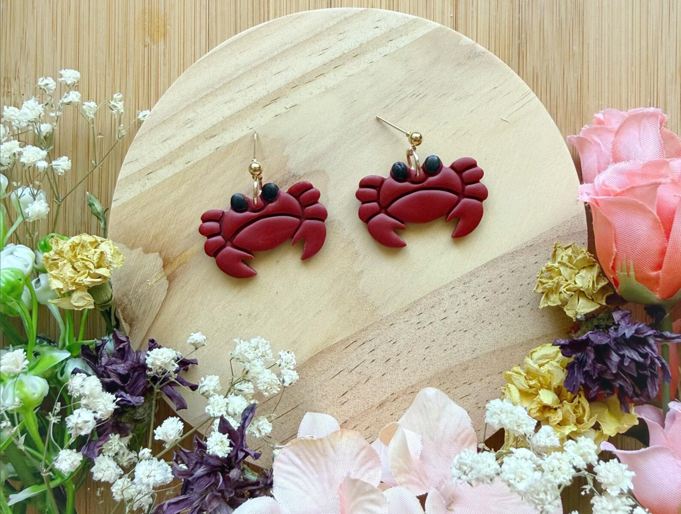 Hunnyhayart - Red Crab Earrings