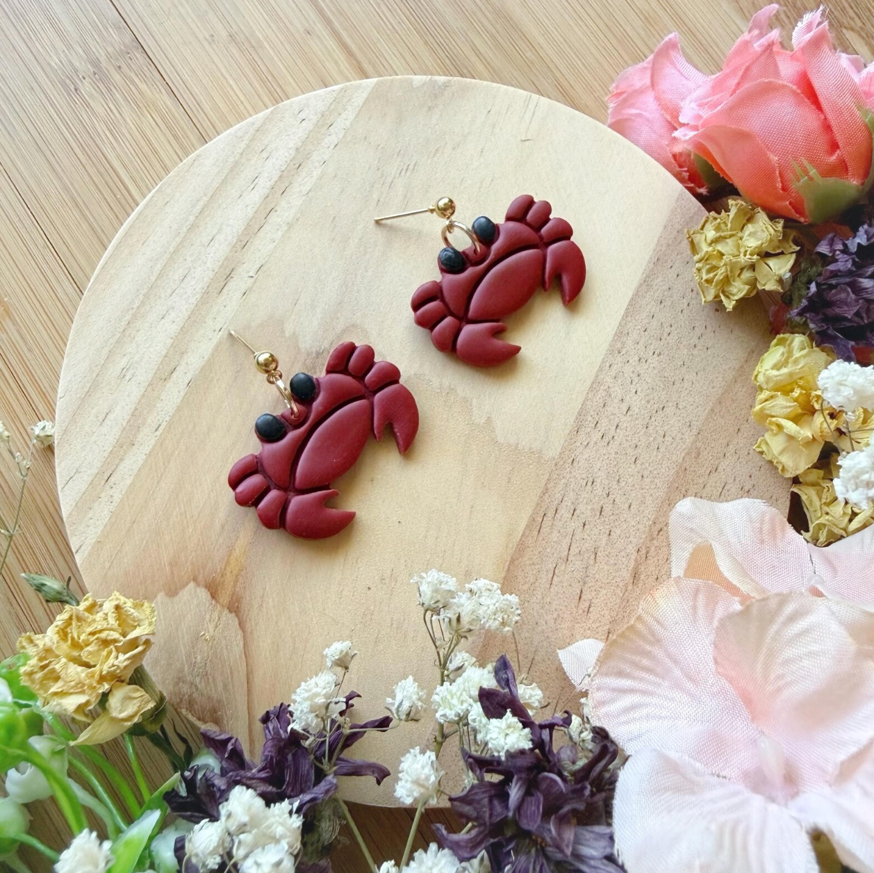 Hunnyhayart - Red Crab Earrings