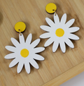 Le Chic Miami - Daisy Stud Dangle Earrings