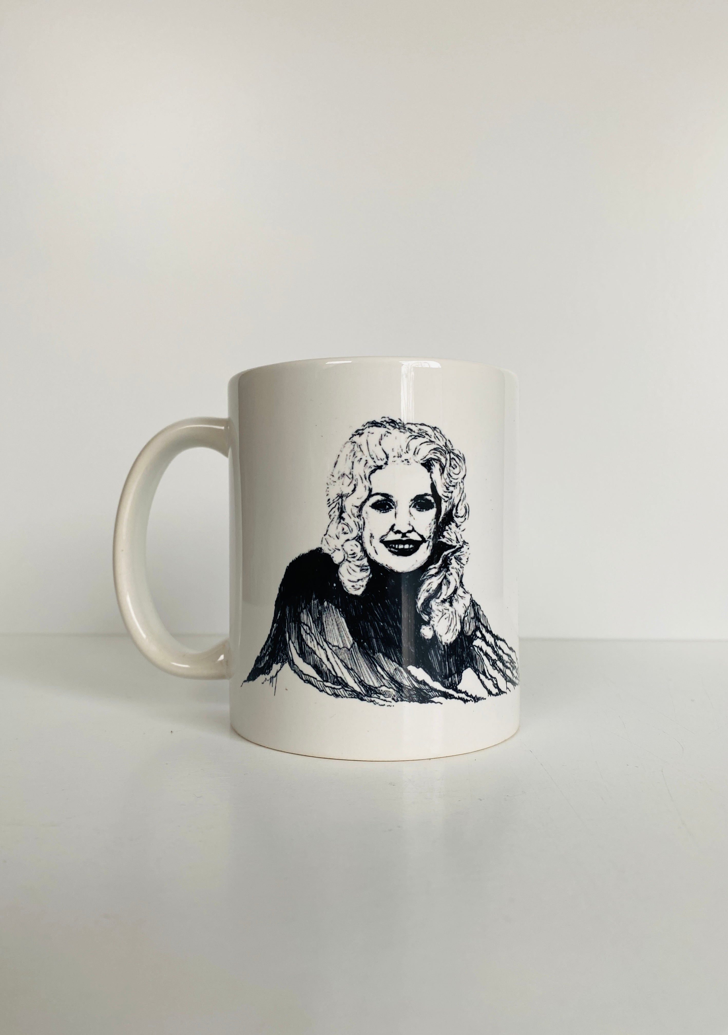 Maya Joy - Dolly Mug