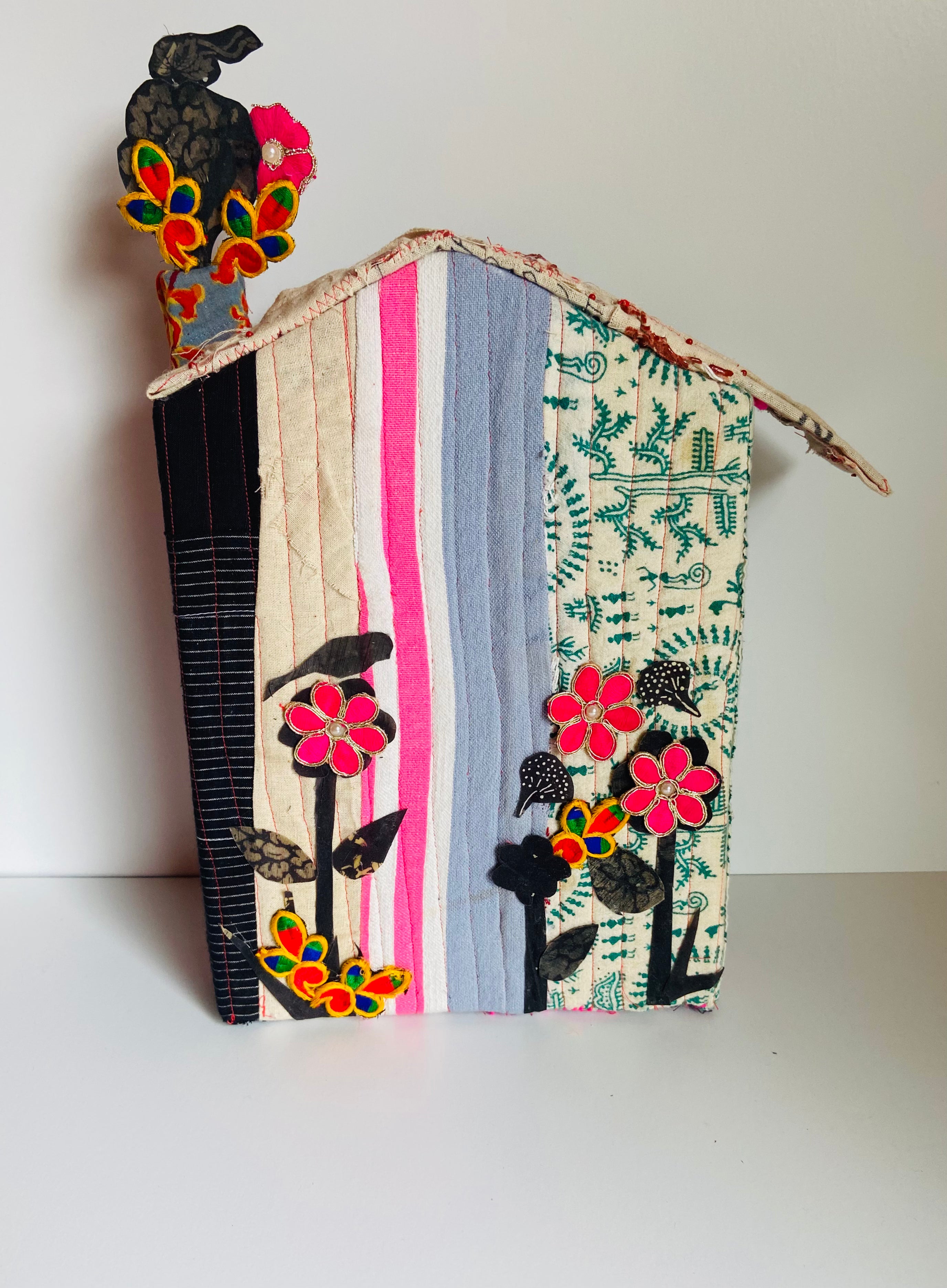 Kaviya Ravi - Home