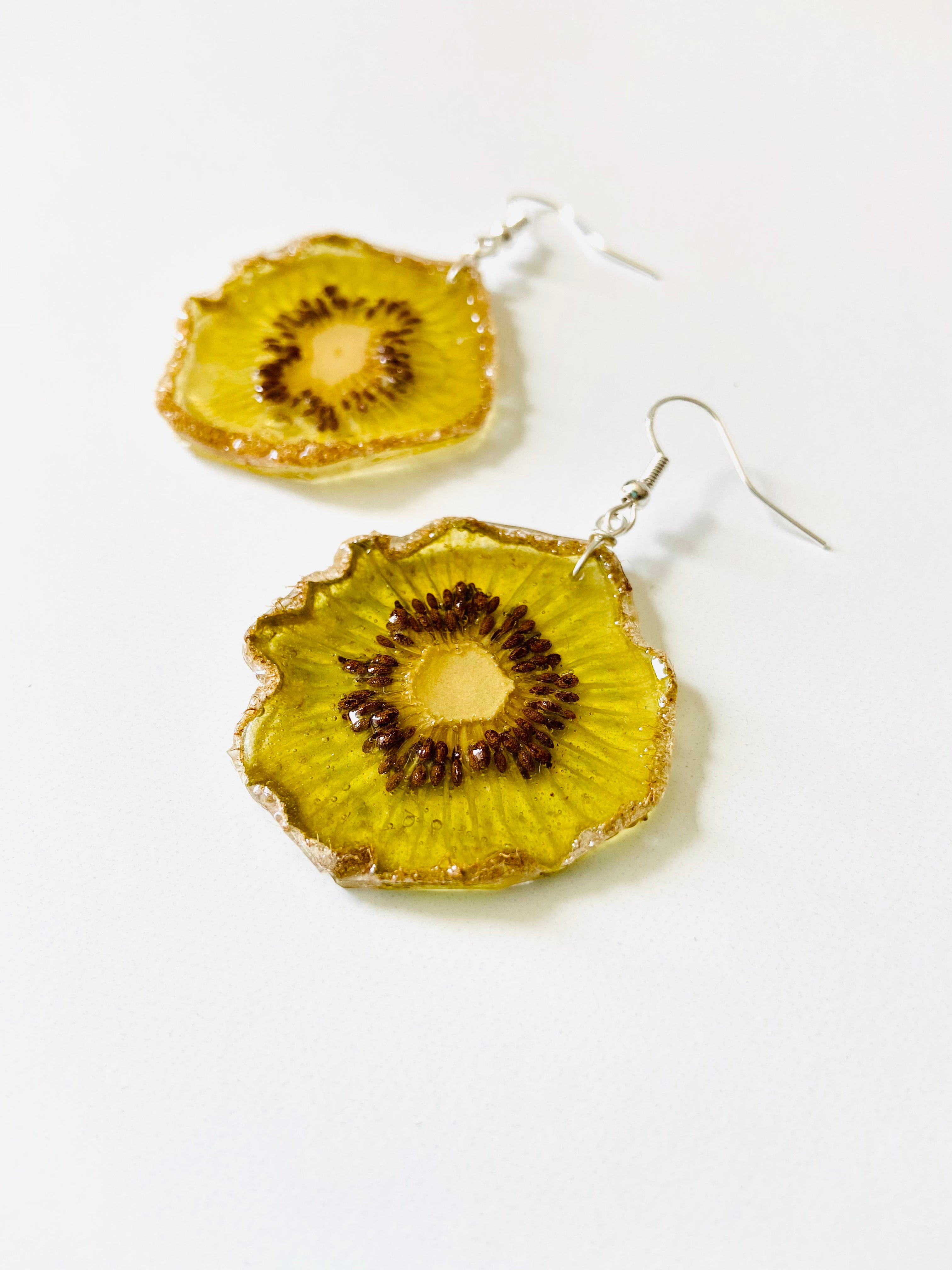 Wild Organic- Single Kiwi Earrings